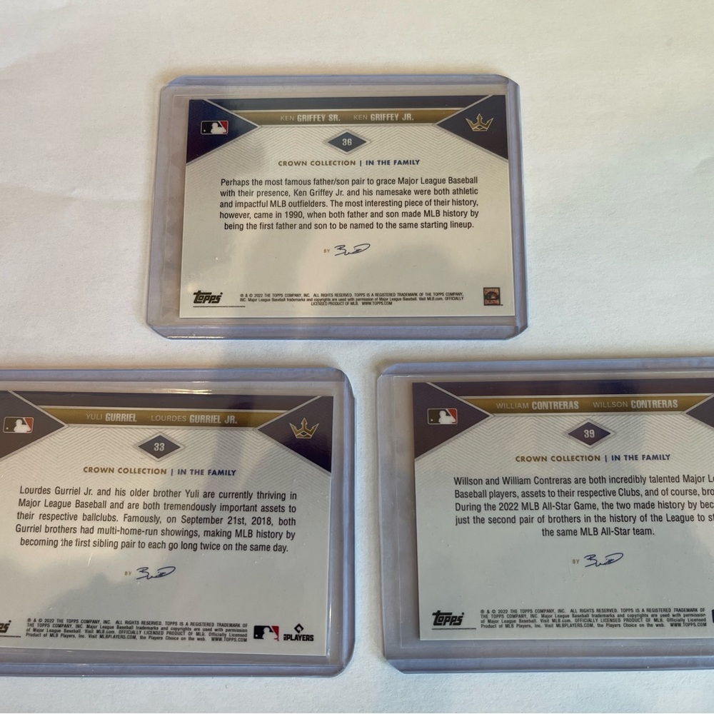 Topps Baseball Trading Cards Set - Picture 2 of 2